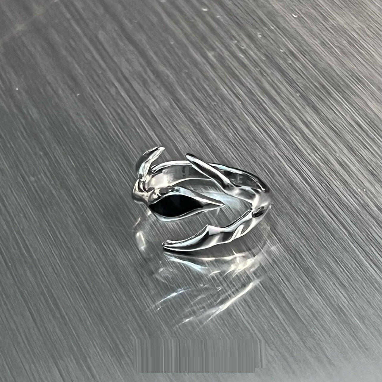 Urban Onyx Edge Ring